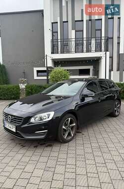 Характеристики Volvo V60 Універсал