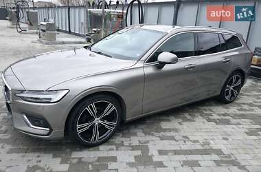 Характеристики Volvo V60 Универсал