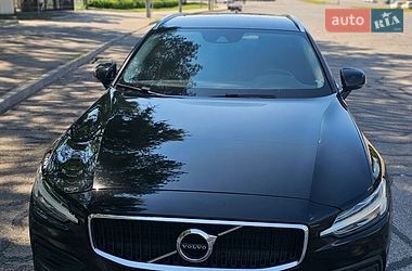 Характеристики Volvo V60 Универсал