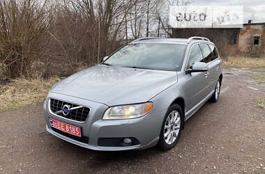 Характеристики Volvo V70 Универсал