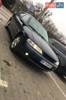 Характеристики Opel Vectra Универсал
