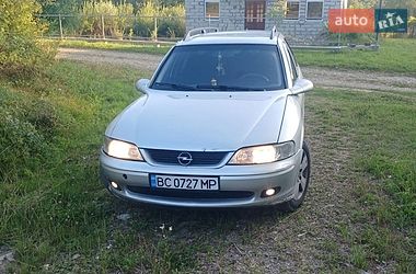 Характеристики Opel Vectra Универсал