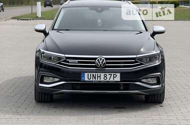 Цены Volkswagen Универсал в Подольске