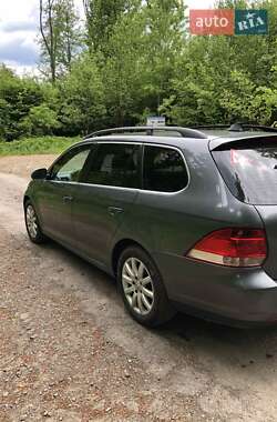 Цены Volkswagen Универсал в Ужгороде