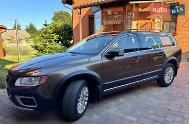 Характеристики Volvo XC70 Универсал