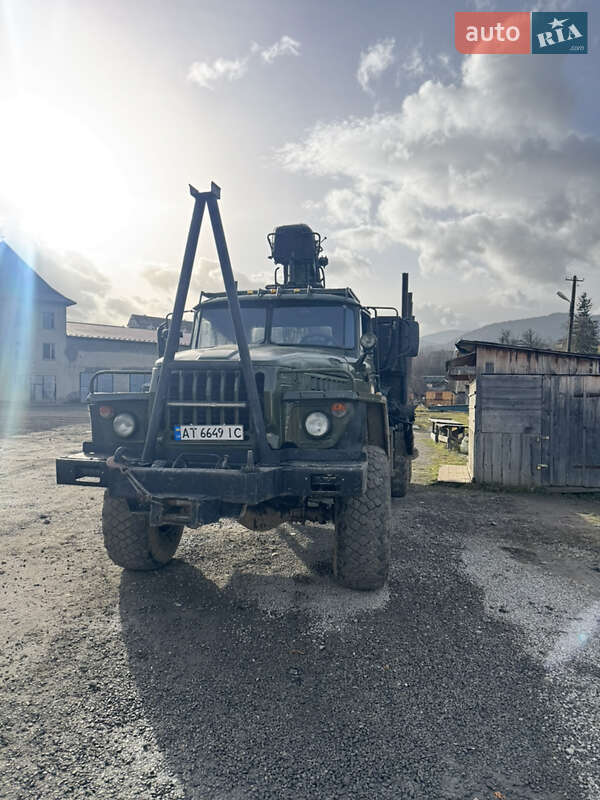 Лесовоз / Сортиментовоз Урал 4230