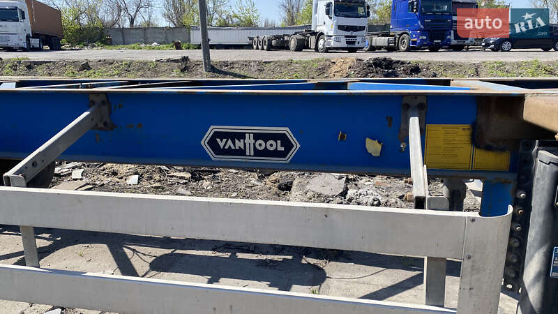 Причепи Van Hool 3B1057