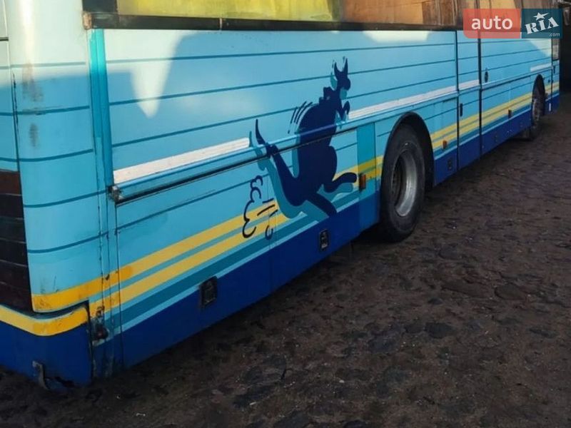 Туристический / Междугородний автобус Van Hool 815 CL