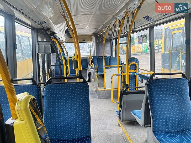 Городской автобус Van Hool 927 2006 в Львове