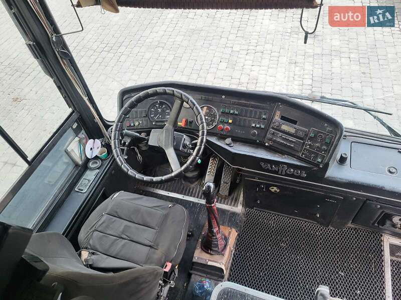Туристический / Междугородний автобус Van Hool Acron 1993 в Днепре