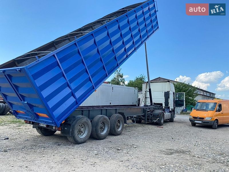 Van Hool T300