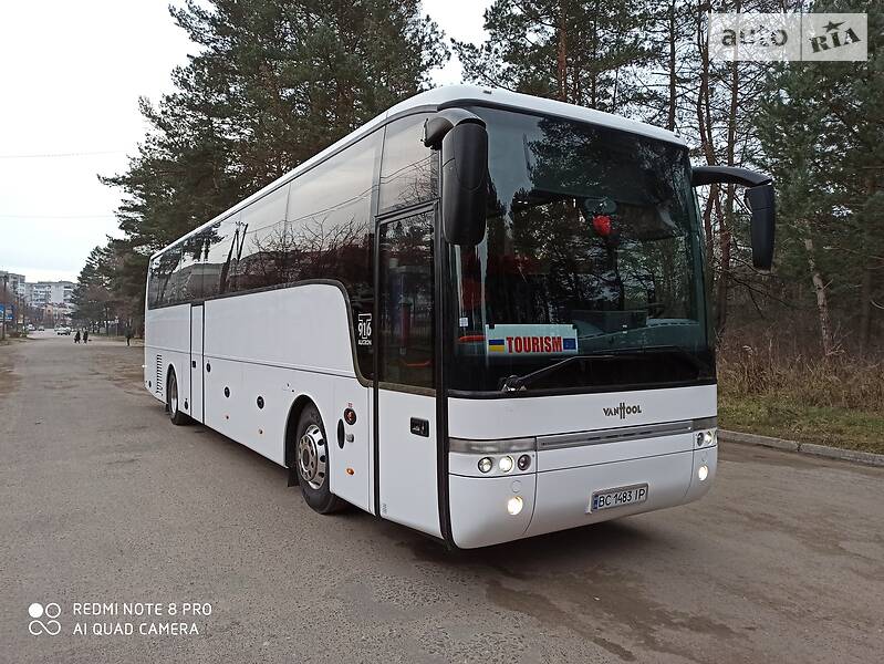 Туристичний / Міжміський автобус Van Hool T916