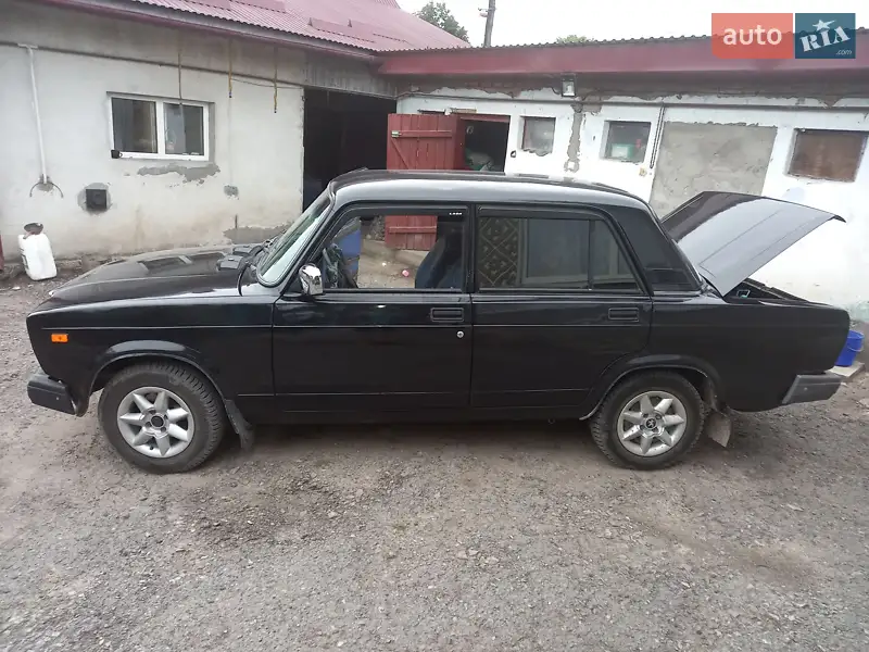 ВАЗ / Lada 2107 2011