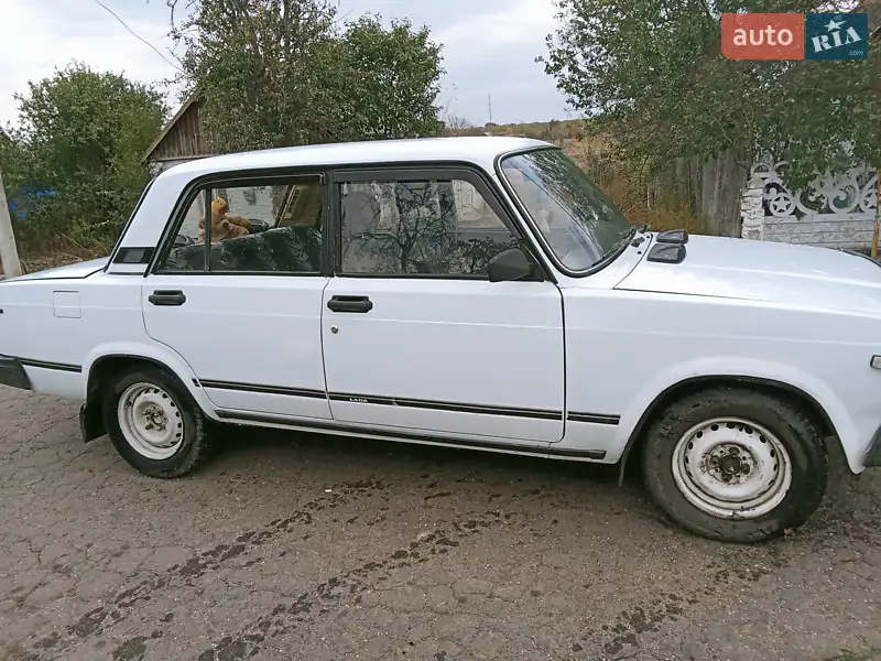 ВАЗ / Lada 2107
