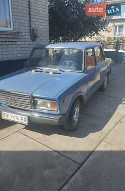 ВАЗ / Lada 2107  2005