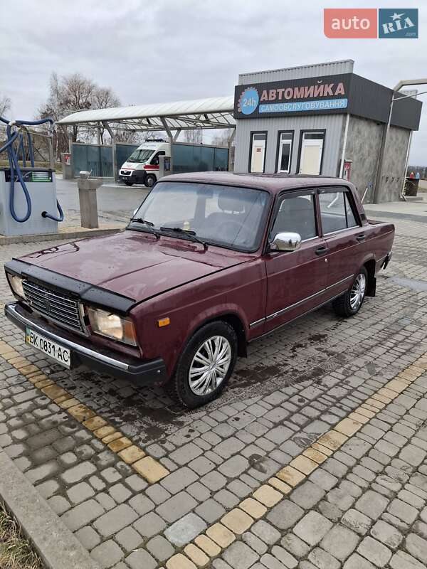 ВАЗ / Lada 2107 2005 року в Рівному