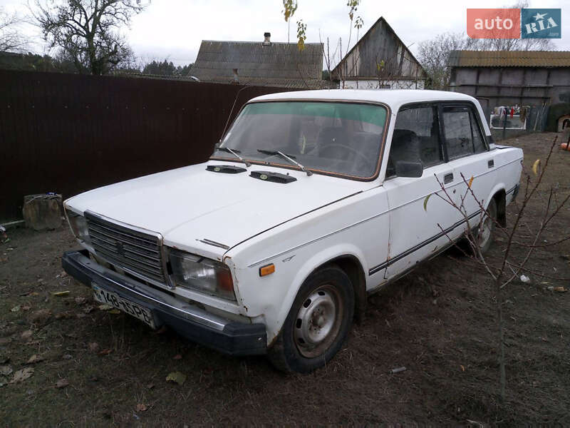 Седан ВАЗ 2107