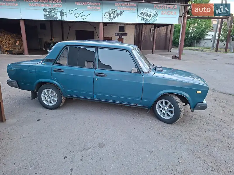 ВАЗ / Lada 2107