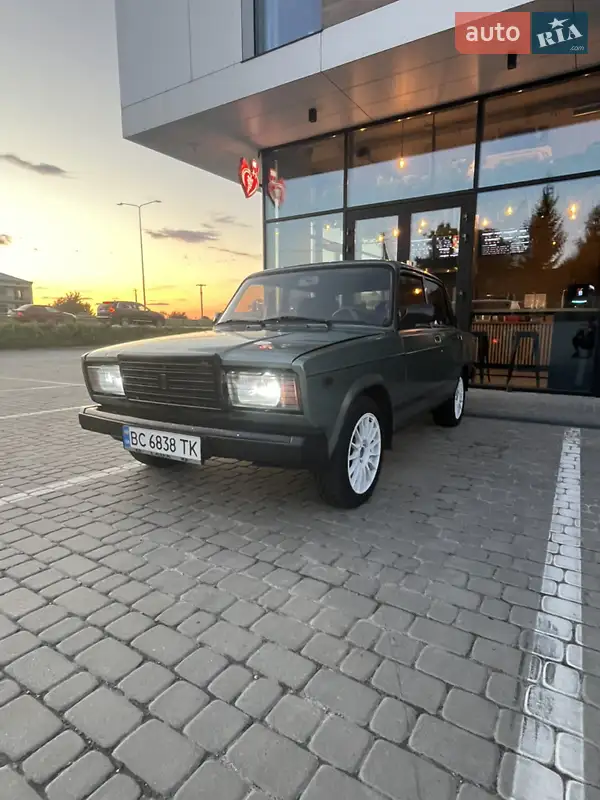 ВАЗ / Lada 2107
