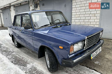 ВАЗ / Lada 2107  2005