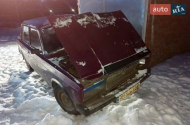 ВАЗ / Lada 2107  2000
