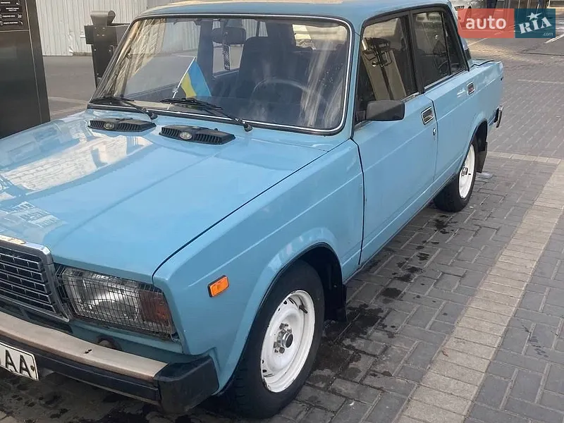 ВАЗ / Lada 2107