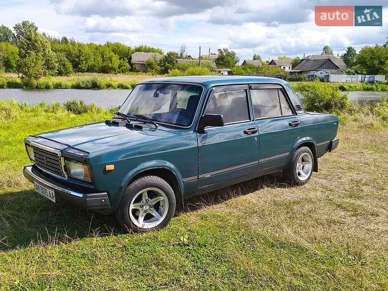 ВАЗ / Lada 2107