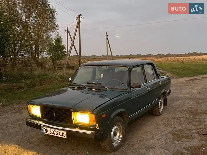 ВАЗ / Lada 2107 2001