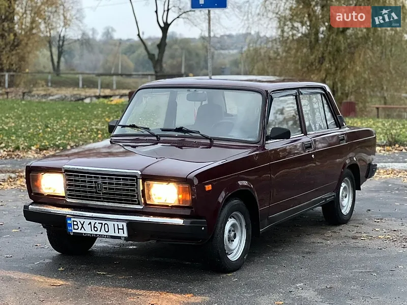 ВАЗ / Lada 2107