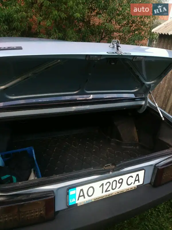 ВАЗ / Lada 21099