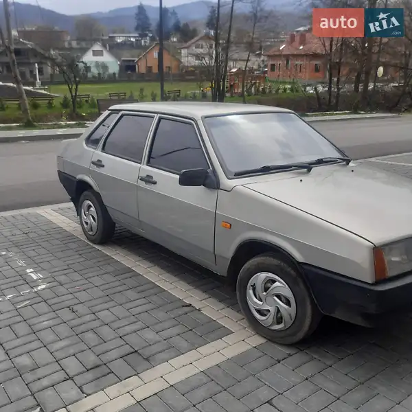 ВАЗ / Lada 21099
