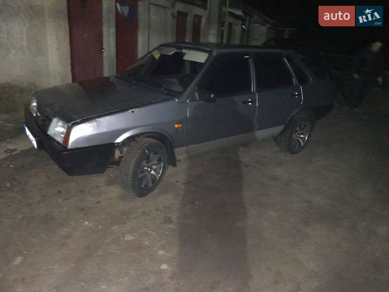 ВАЗ 21099