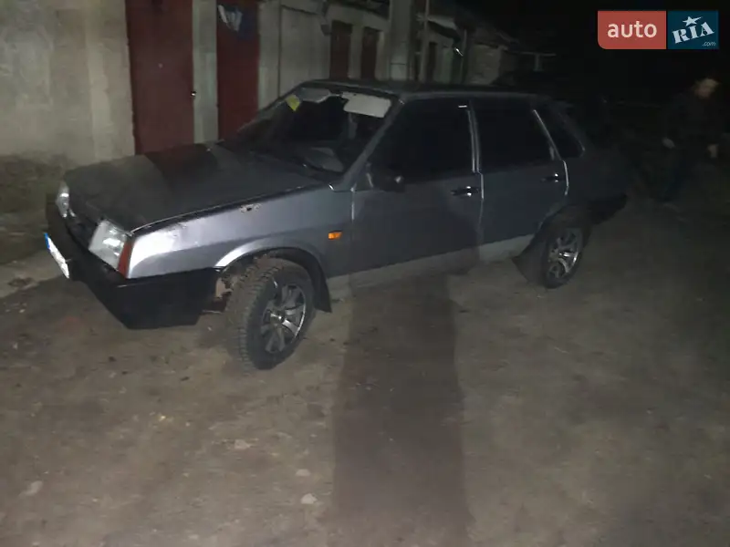 ВАЗ / Lada 21099