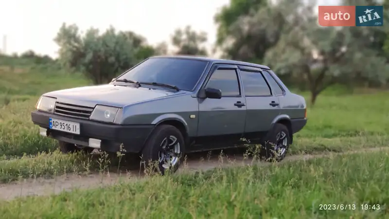 ВАЗ / Lada 21099