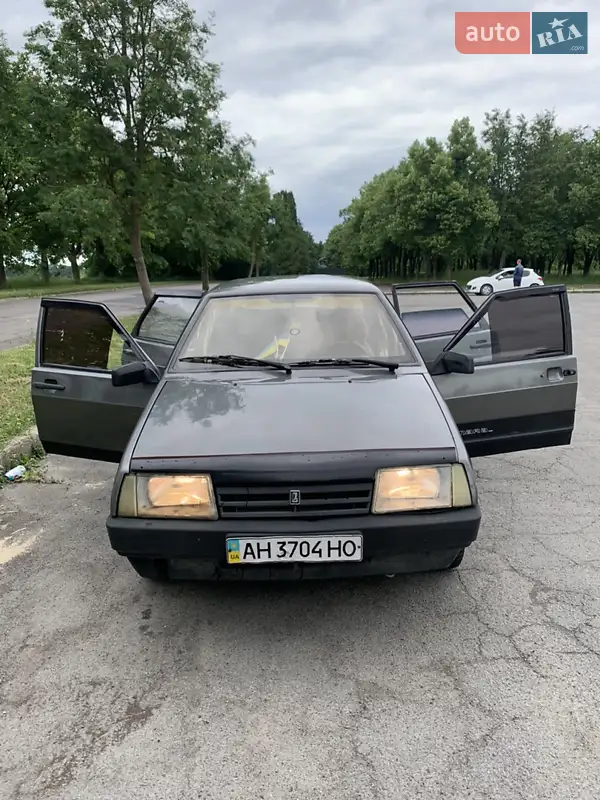 ВАЗ / Lada 21099