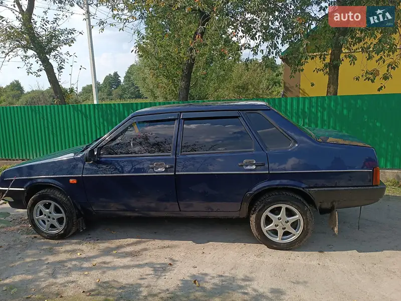 ВАЗ / Lada 21099