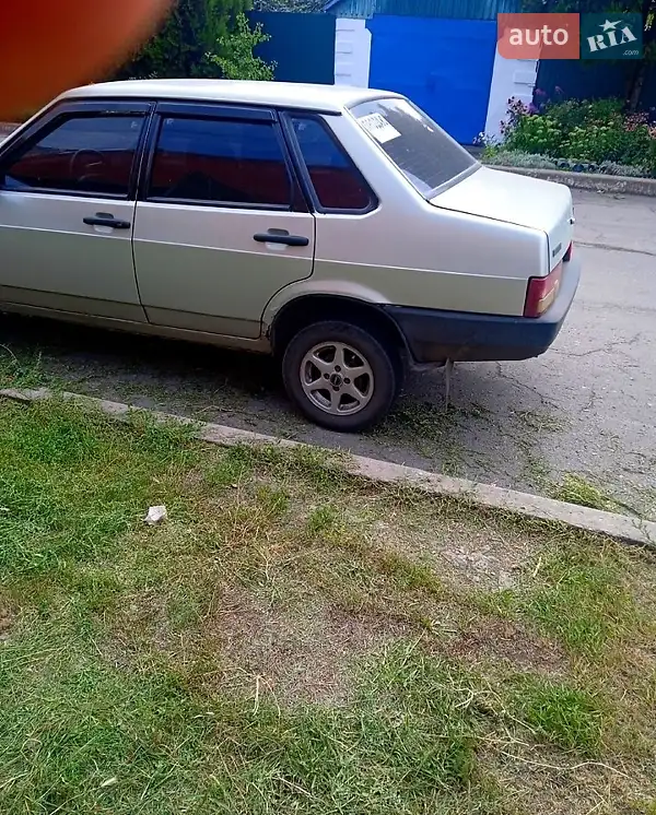 ВАЗ / Lada 21099
