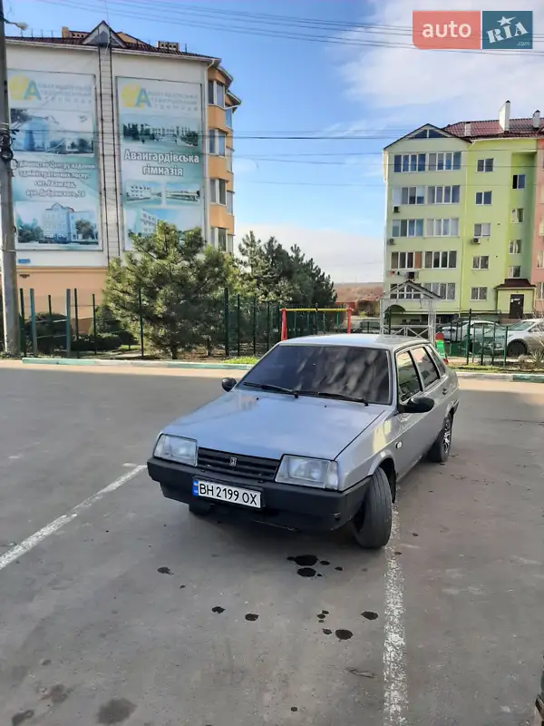 ВАЗ / Lada 21099