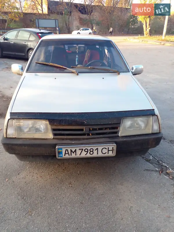 ВАЗ / Lada 21099