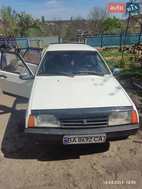 ВАЗ / Lada 21099