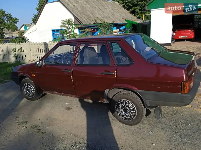 ВАЗ / Lada 21099