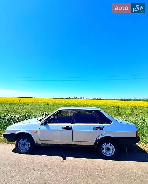 ВАЗ / Lada 21099