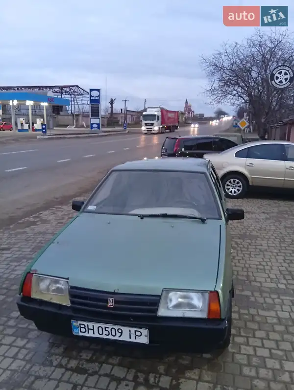 ВАЗ / Lada 21099