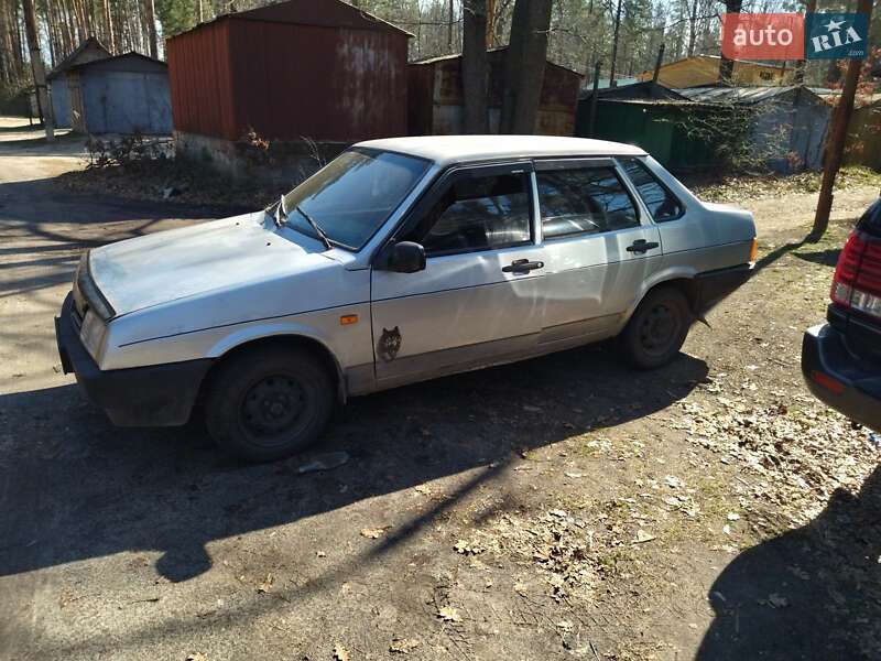 ВАЗ 21099