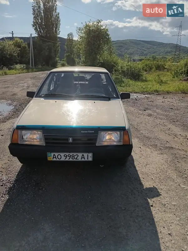 ВАЗ / Lada 21099