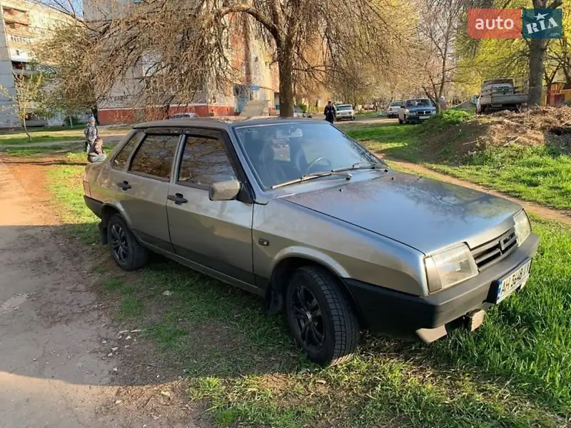 ВАЗ / Lada 21099