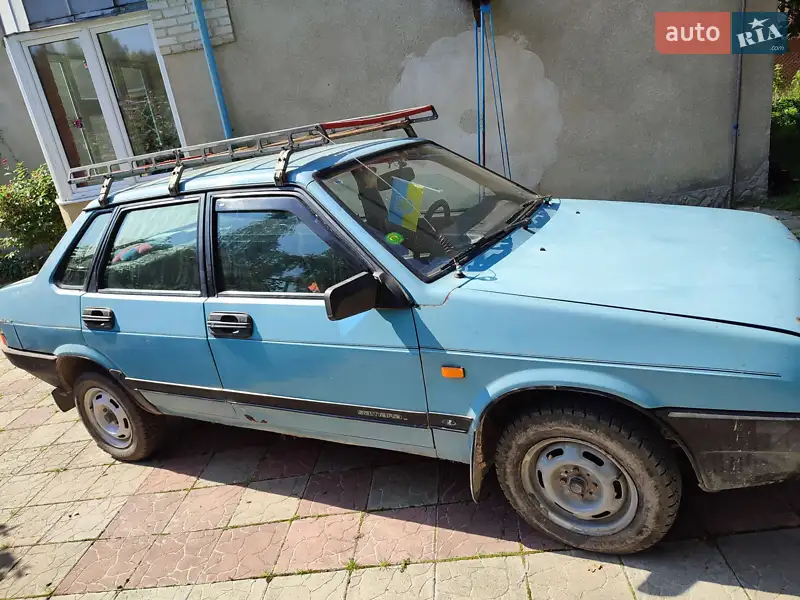 ВАЗ / Lada 21099