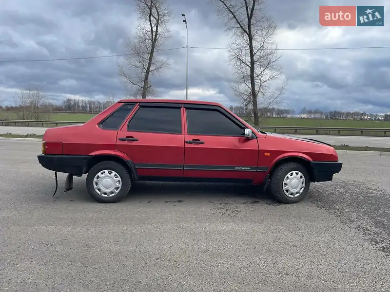 ВАЗ / Lada 21099
