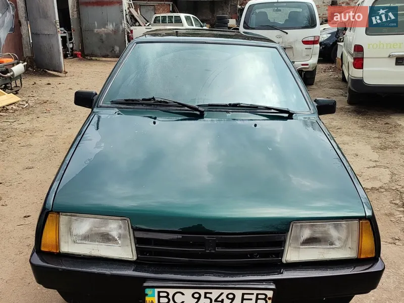 ВАЗ / Lada 21099