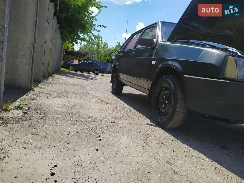 ВАЗ / Lada 21099